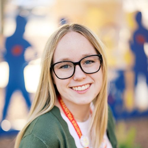 Kloe Davis Kloe Davis